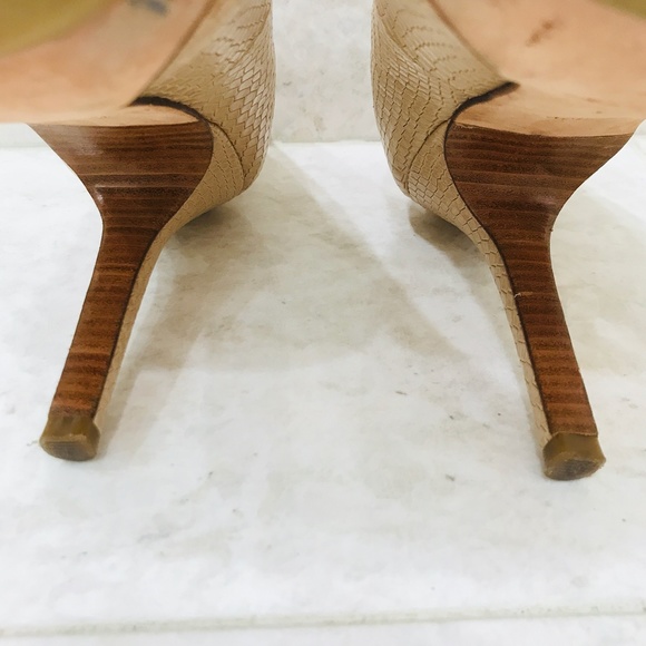 COLE HAAN {10.5} Pumps in Nude Faux Snakeskin - Picture 10 of 13